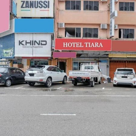 Hotel Tiara Chukai Kültér fotó