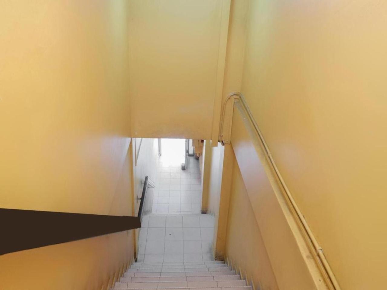Hotel Tiara Chukai Kültér fotó